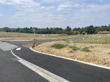 VILLENEUVE LES BOULOC - Terrain 524 m² VILLENEUVE LES BOULOC - Terrain 524 m²